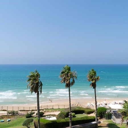 Sea View Stylish 1Br With Balcony By Beachfront Stay Herzliya Ngoại thất bức ảnh
