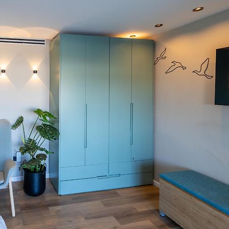 Sea View Stylish 1Br With Balcony By Beachfront Stay Herzliya Ngoại thất bức ảnh