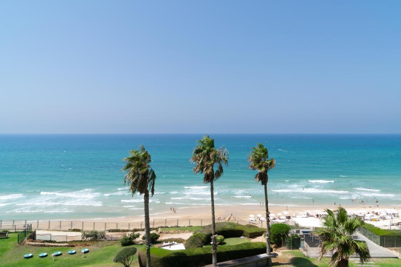 Sea View Stylish 1Br With Balcony By Beachfront Stay Herzliya Ngoại thất bức ảnh